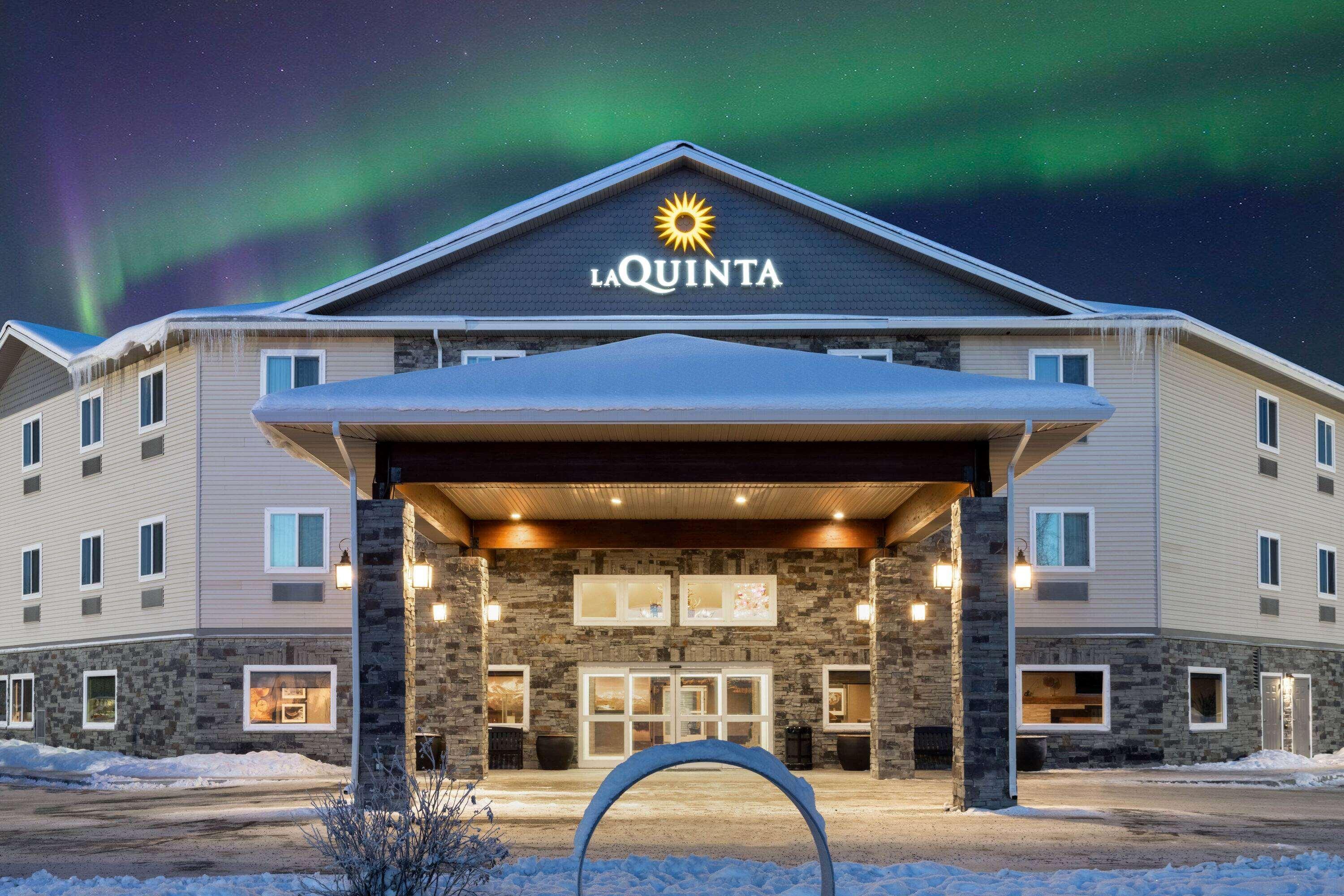 La Quinta By Wyndham Fairbanks Airport Hotel Buitenkant foto